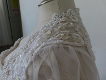 Load image into Gallery viewer, Style 8458 White Size 20 Bridal
