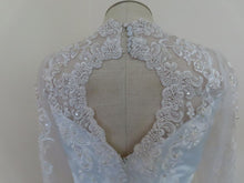Load image into Gallery viewer, Style 8458 White Size 20 Bridal
