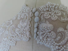 Load image into Gallery viewer, Style 8458 White Size 20 Bridal
