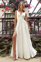 Load image into Gallery viewer, Monroe Wedding Dress Old Hollywood Style Wedding Dress 7407469WR-OffWhite

